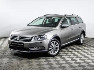 Volkswagen Passat,  B7