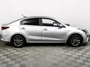 Kia  4