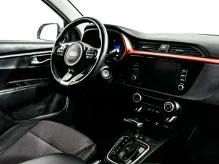 Kia  8