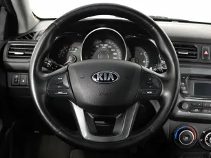 Kia  10